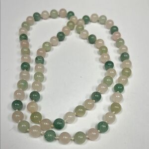 Elegant Rose Quartz & Green Beaded Necklace Vintage
